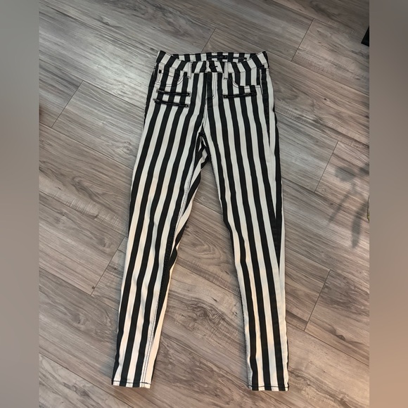 Striped pants - Picture 1 of 4